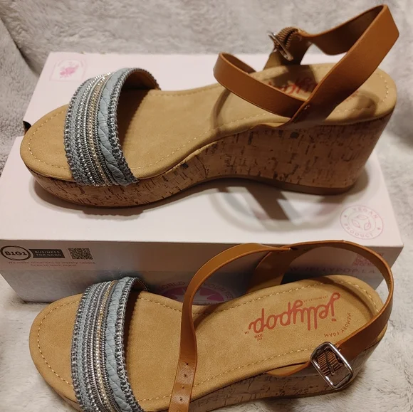 Jellypop Tan and Silver Sandals with Metallic Straps - Picture 2 of 5